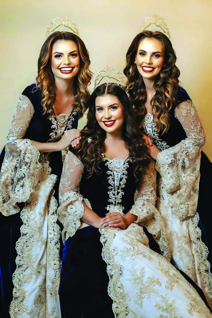 Atual corte  de Soberanas de Candelária, Rainha Bruna, princesas Isabel e Paula