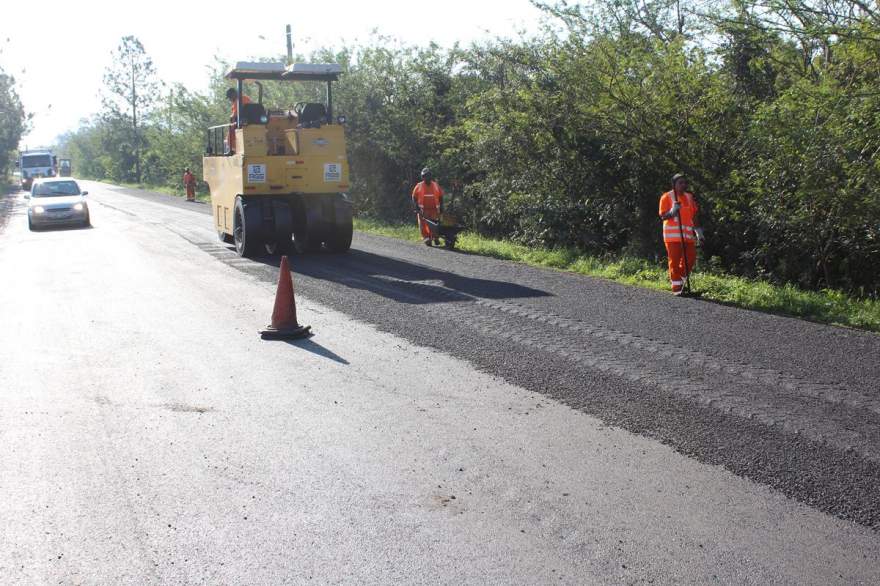 Obra de recapeamento da ERS 410