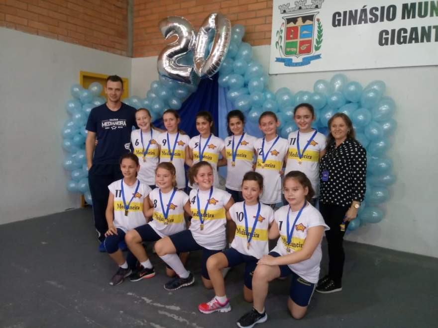 Medianeira: campeão mirim feminino