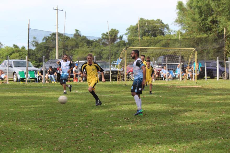 Equipes B: Ouro Preto 1 x 1 Ewaldo Prass (3 a 2 nos pênaltis EP)