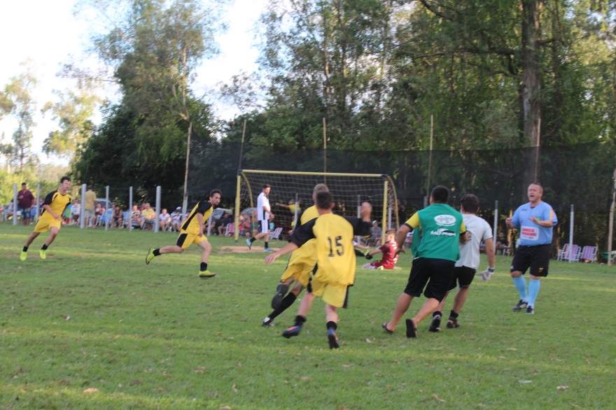 Equipes A: Ouro Preto 1 x 0 Pinheiro