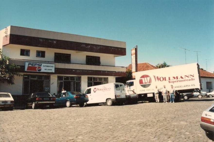 Supermercado está instalado no mesmo local desde 1993
