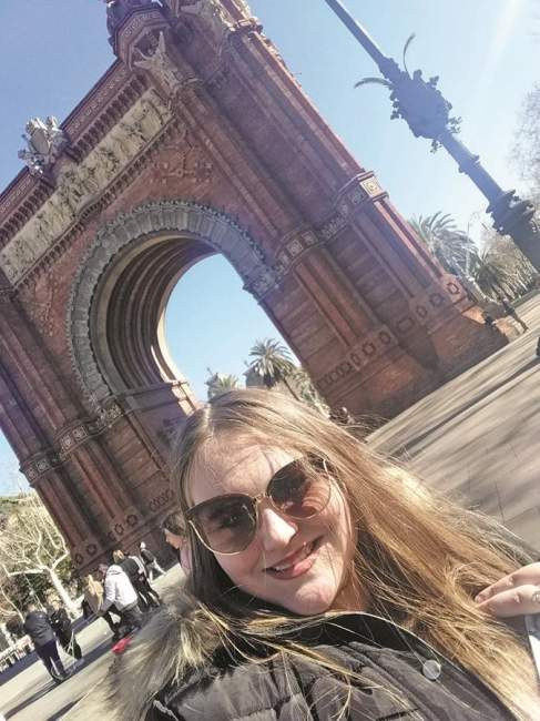 Paloma Beise conheceu o arco do triunfo, em Barcelona