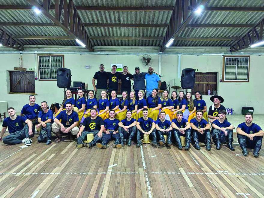 : Invernada Adulta do CTG Sentinela dos Pampas fará apresentação na noite da abertura