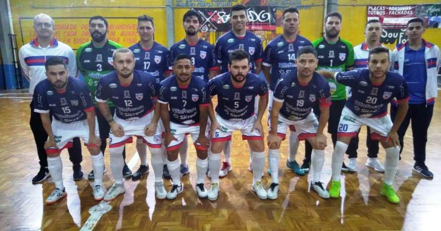 A equipe do Atlético que jogou em Charqueadas