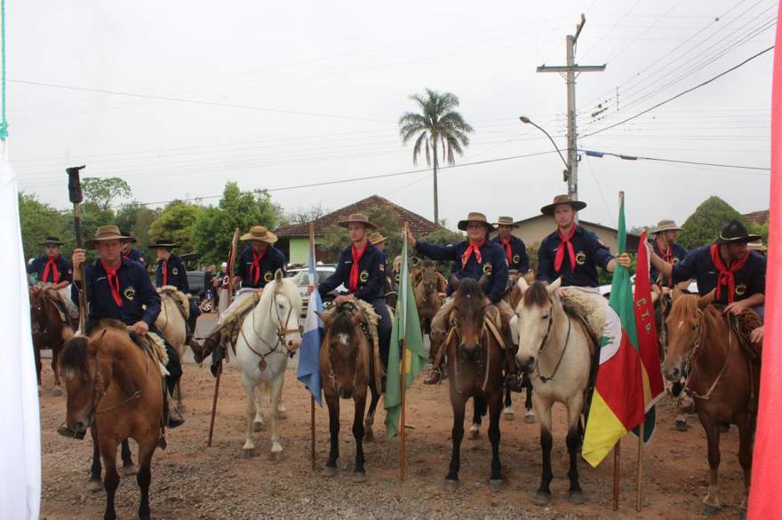 Cavalarianos percorreram 170 km e passaram por sete cidades até chegarem a Candelária