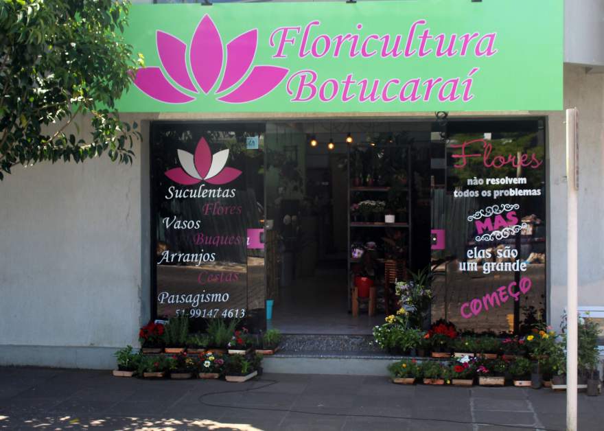 A floricultura fica na Rua 7 de setembro, 428 