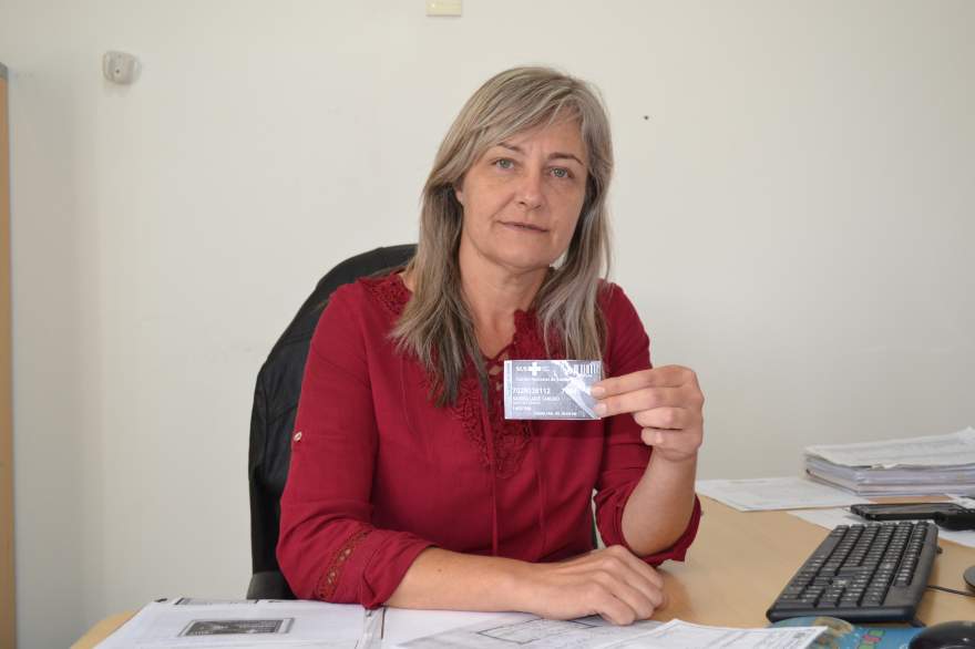 Secretária de Saúde, Sandra Gewehr, convida a população para realizar o cadastramento do Cartão Sus