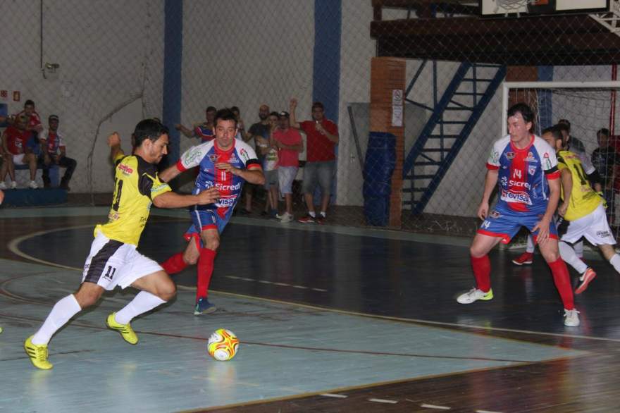 Atlético 9 x 7 SI Cruz Alta Futsal