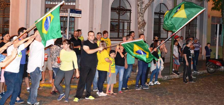 Comemoração pela vitória de Jair Bolsonaro