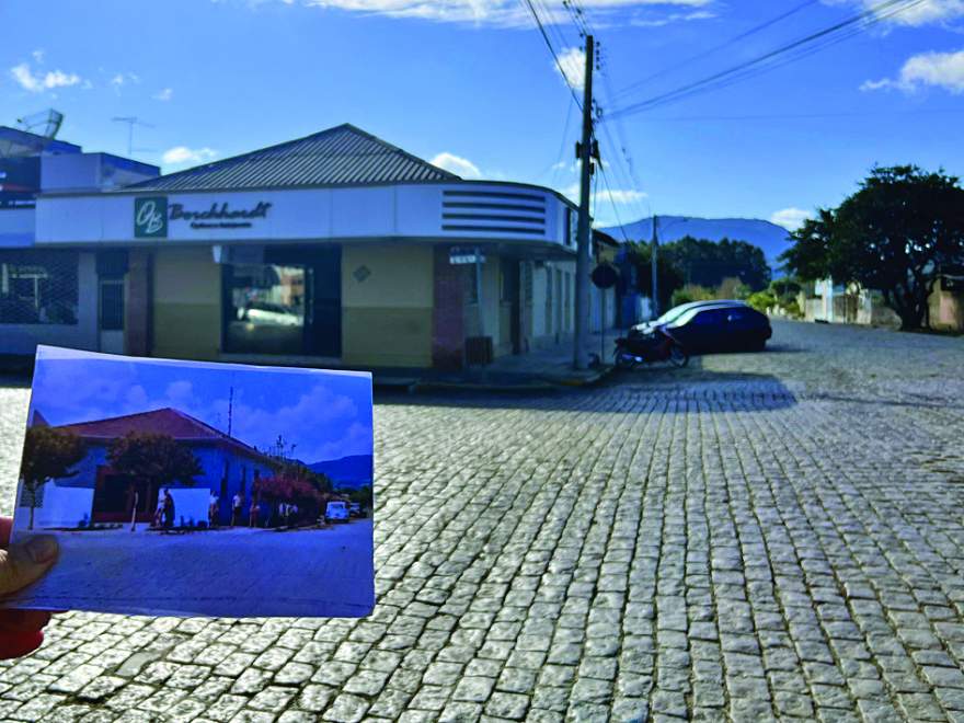 Relojoaria Borchhardt segue em seu endereço original