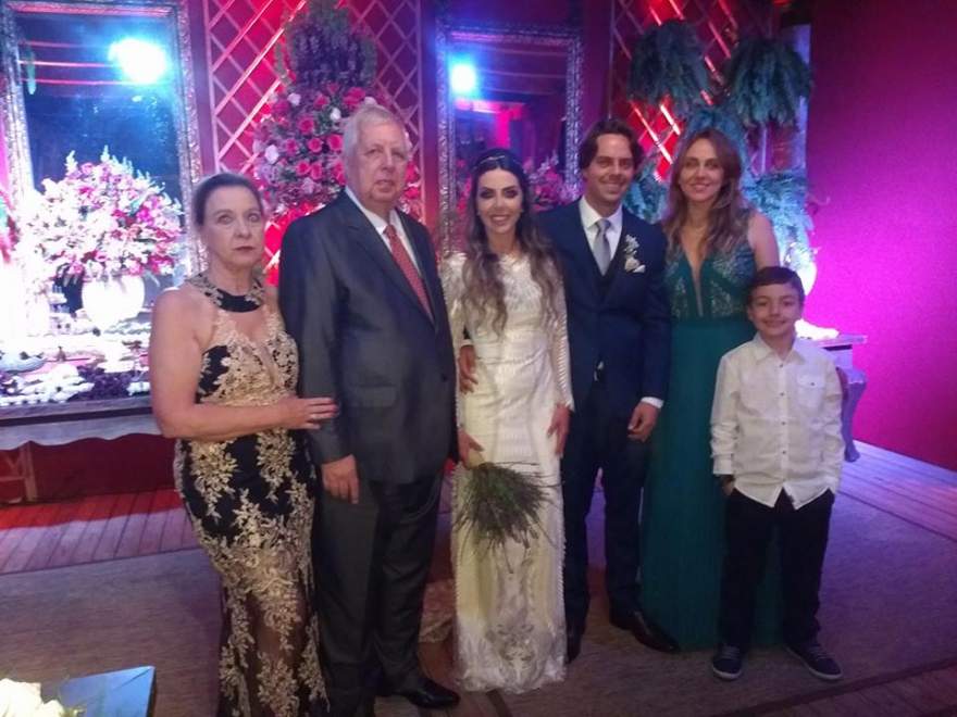 Elisabete Rohrs e Clayrton Grehs, Samanta e Williams, Flávia Rohrs e o filho Estevam