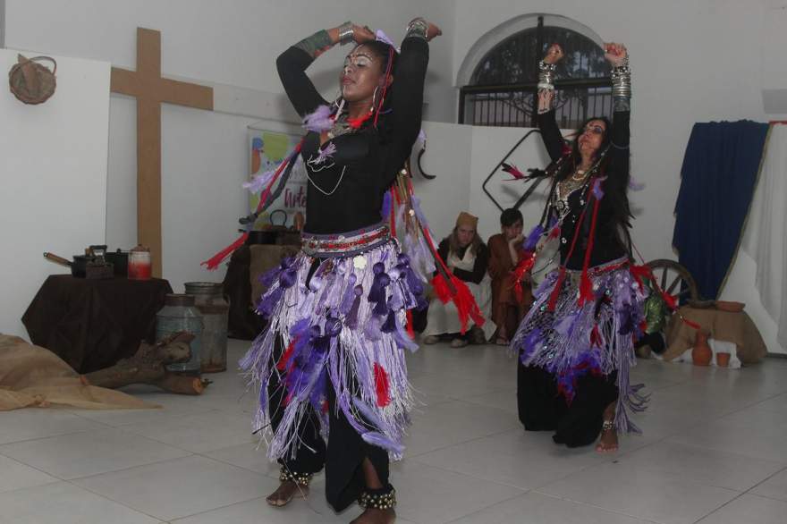 Lourdes Maria Kochenborger e Betina dos Santos: participação especial
