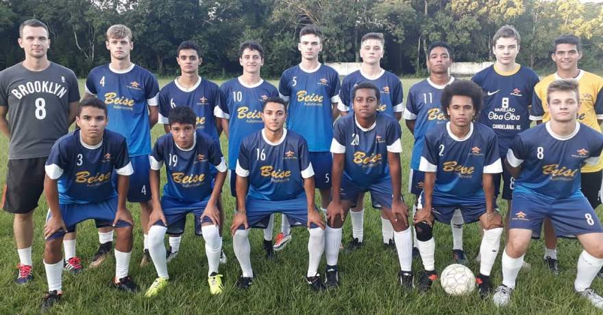 Equipe Juvenil do Colégio Medianeira disputará nacional de futebol escolar em Sergipe - Credito: Divulgação