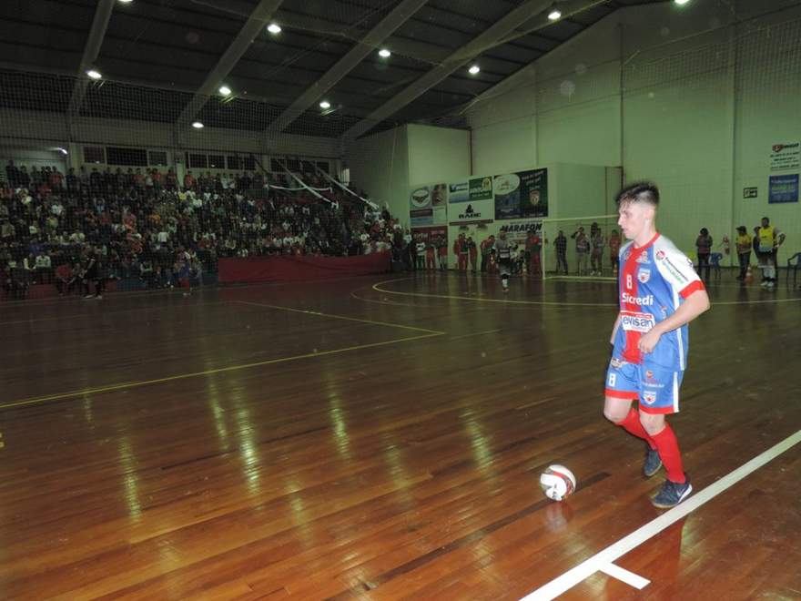 Daniel fez o terceiro gol do tricolor no tempo normal