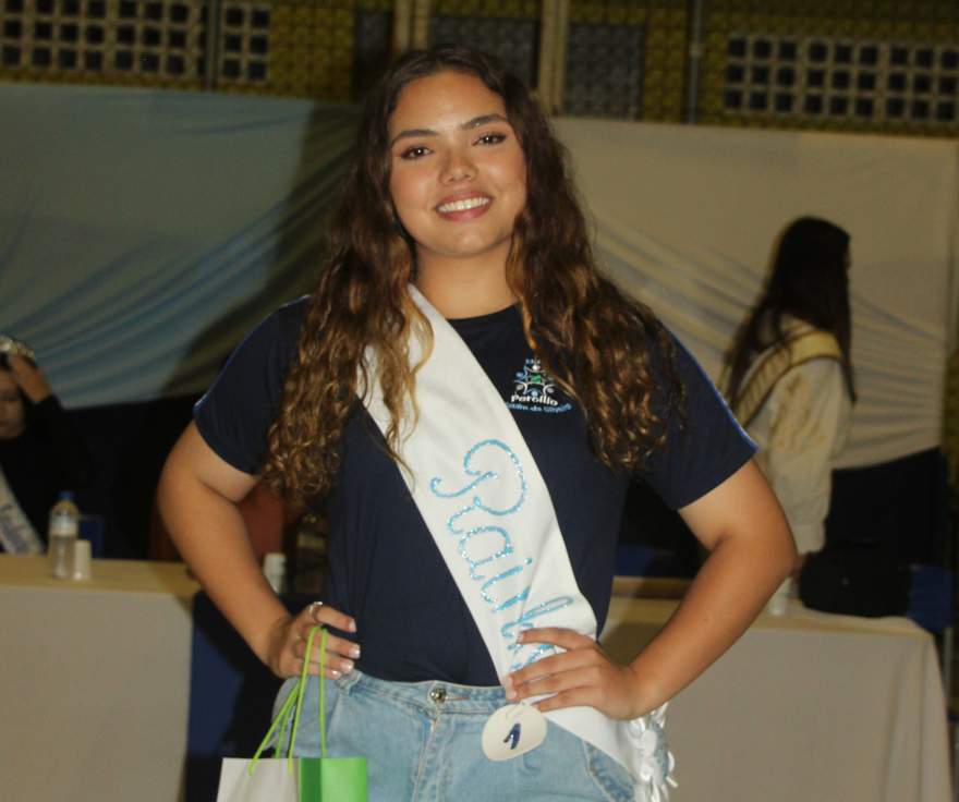 Alice Menezes Gularte Rainha dos Estudantes da Escola Percilio
