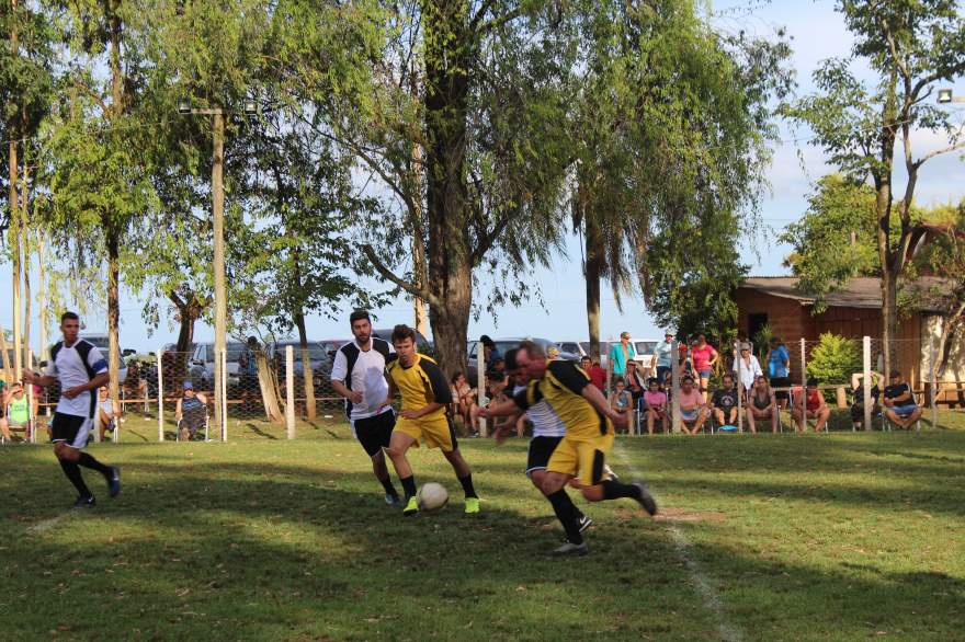 Equipes A: Ouro Preto 1 x 0 Pinheiro