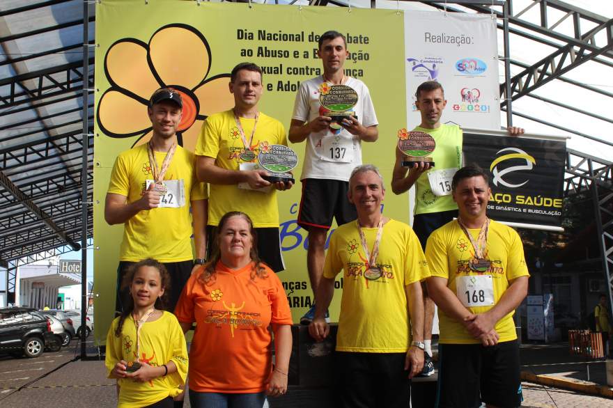 Premiação 35/39 anos masculino 4km