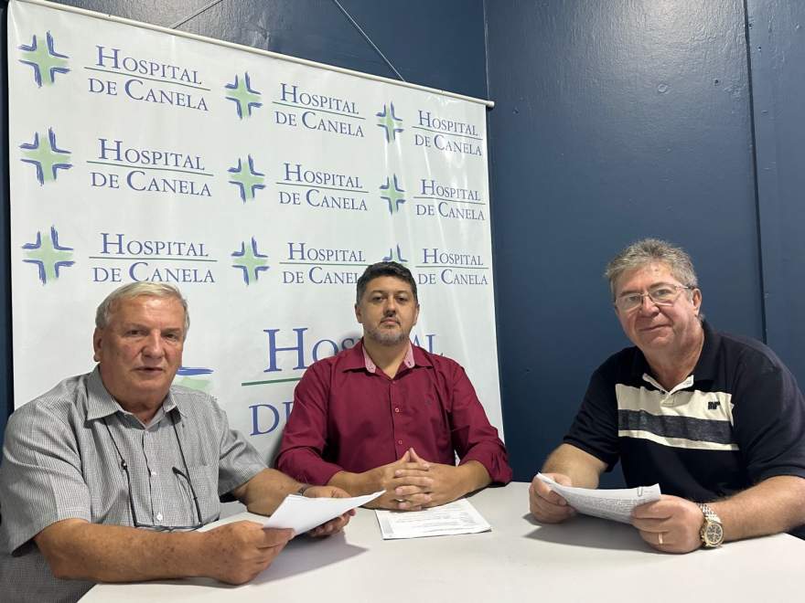 Prefeito Constantino, interventor Jonas e o novo administrador Aristides