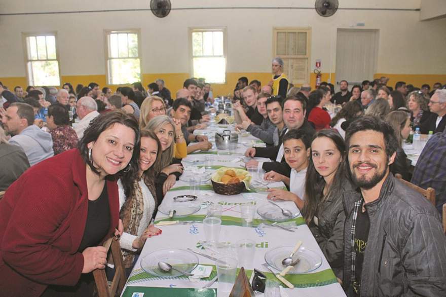 Integrantes da Orquestra e acompanhantes participaram do almoço festivo da 62ª Festa Regional do Arroz