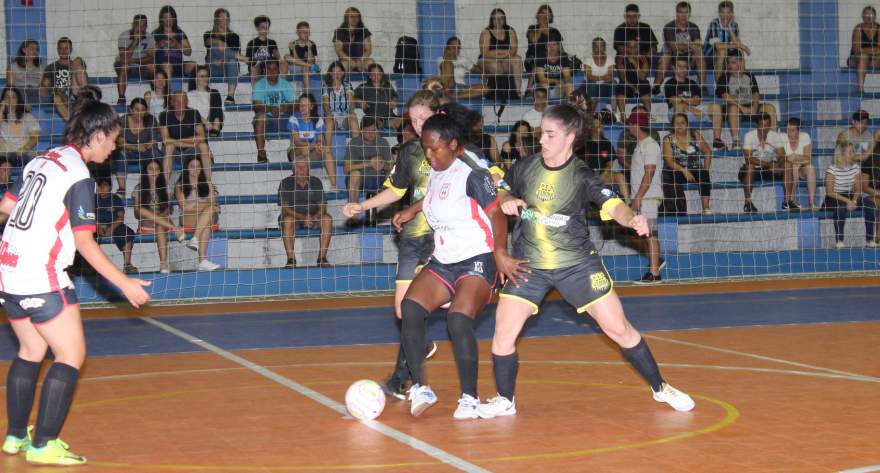 Verona 2 x 0 Flamengo