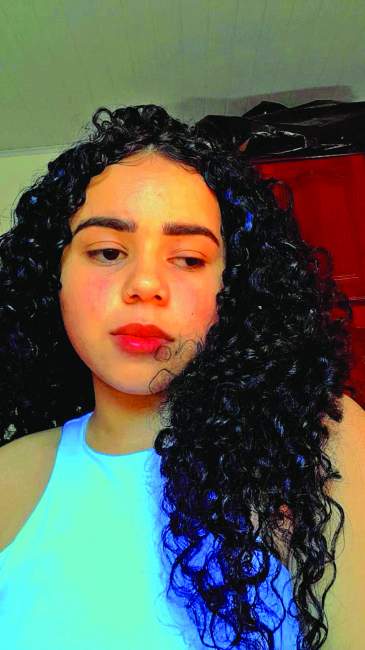 Eduarda, 16 anos, atualmente
reside no município de Anta
Gorda com sua mãe