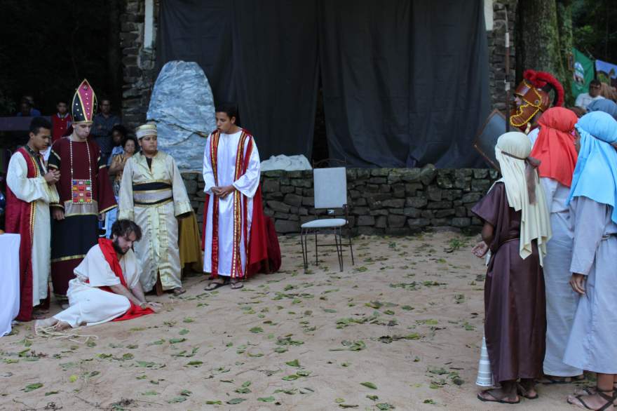 Encenação da Paixão e Morte de Cristo