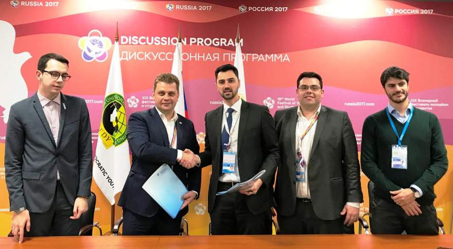 Durante o evento, o Conjuve assinou um acordo de cooperação internacional com representação de jovens da Rússia 