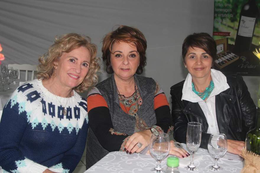 Gladis Oliveira, Lorena Gazzale e Jussara Voese