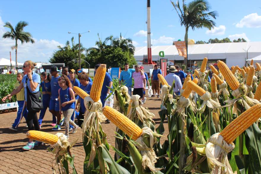 Público pode conferir as novas tecnologias do setor agrícola