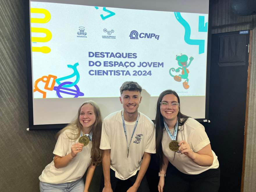 Sabrina Schiefferdecker, Henrique Ellwanger e Vitória Priebe (Foto: Divulgação | Guia Lopes)