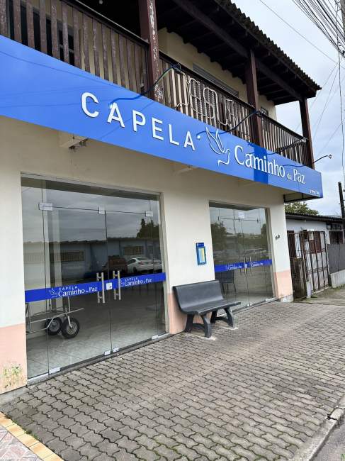 Capela Mortuária própria