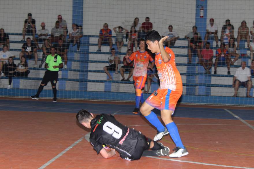 Korpus/Atlético 1 x 3 Pinheiro