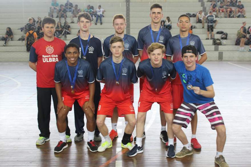 Colégio Ulbra Concórdia - campeão - handebol juvenil masculino