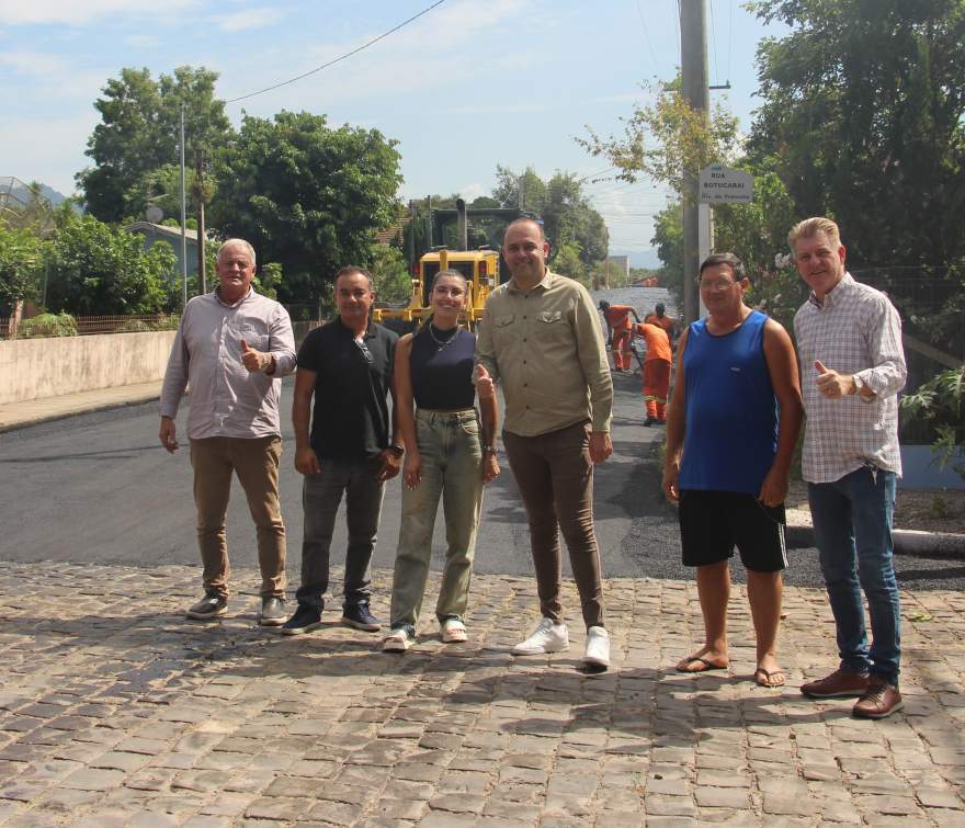 Rim, Cristiano, Jorge Willian e técnicos estiveram no local
