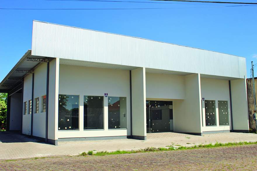 A estrutura, com loja para
comercialização na parte da frente, irá ganhar equipamentos, que incluem uma câmara fria