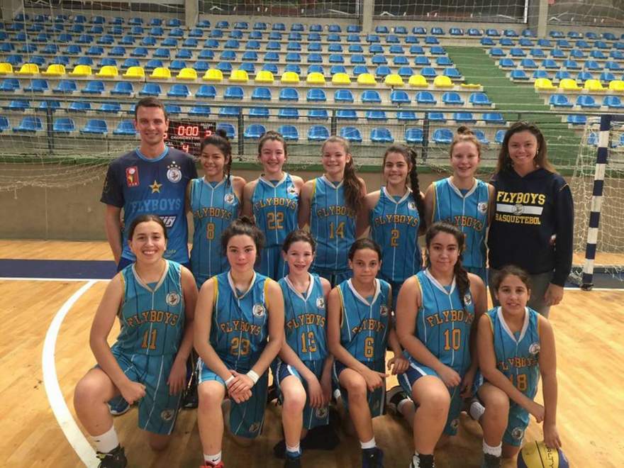 Equipe Sub-15 feminina do Flyboys: Três jogos e três vitórias no Estadual de Basquete - Crédito: Divulgação / Flyboys