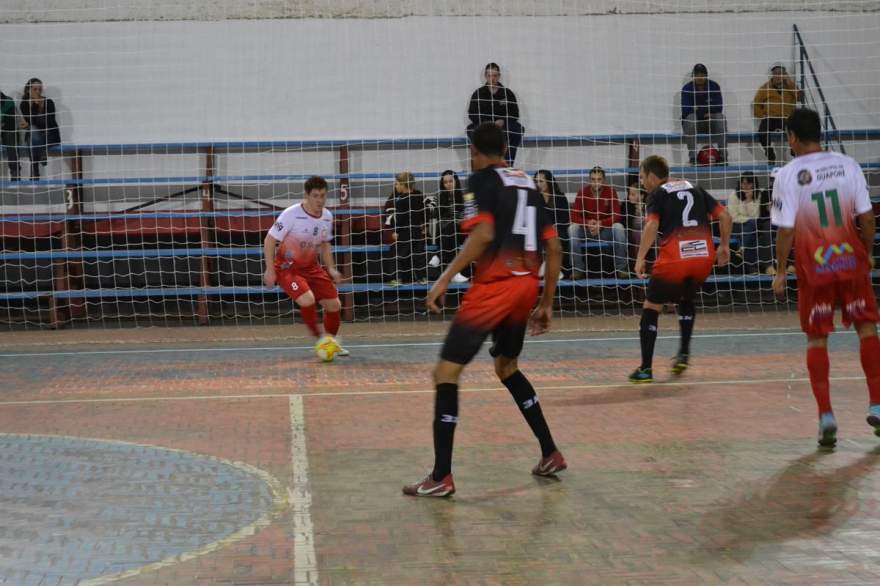 Equipe cerro-branquense perdeu por 10 a 2 para a AGE, de Guaporé 