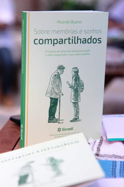 A obra é um romance baseado em fatos reais