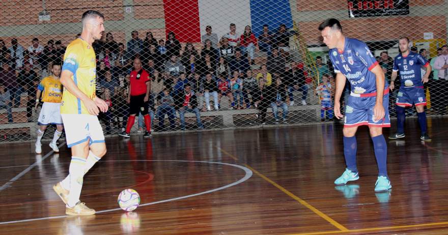 Atlético 4 x 3 Pelotas