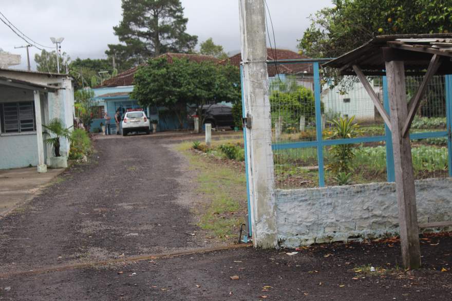 Detento teria fugido pelo telhado da casa prisional. Brigada Militar e Susepe realizam buscas - Crédito: Tiago Mairo Garcia - Folha