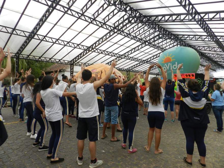 Público entrou no ritmo da proposta, que é fazer alguma atividade física