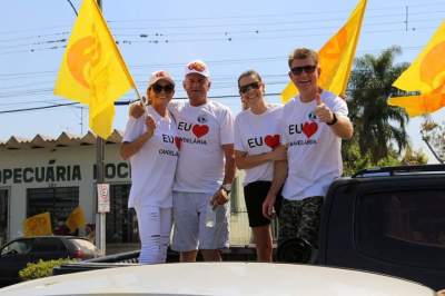 Bandeiras amarelas do 40 invadiram a cidade