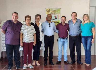  Curso de costura de calçados forma mais uma turma em Cerro Branco