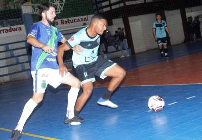 UGF/Extreme 6 x 0 Galácticos (livre)