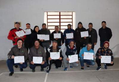 Sicredi Centro Serra promove curso de Aplicação Correta e Segura de Defensivos Agrícolas -