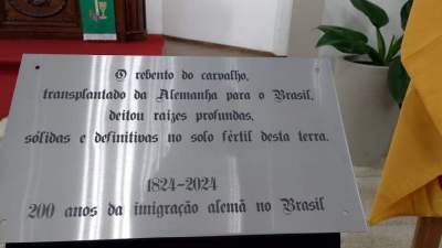 A placa do bicentenário da imigração alemã