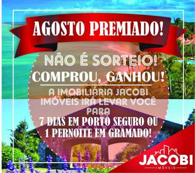 Jacobi Imóveis presenteia seus clientes ao completar um ano de atividades