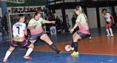 Semal/Marion 4 x 0 Clandestinas (feminino)