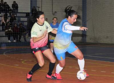 Futsal feminino: Medianeira vence Clandestinas e garante classificação